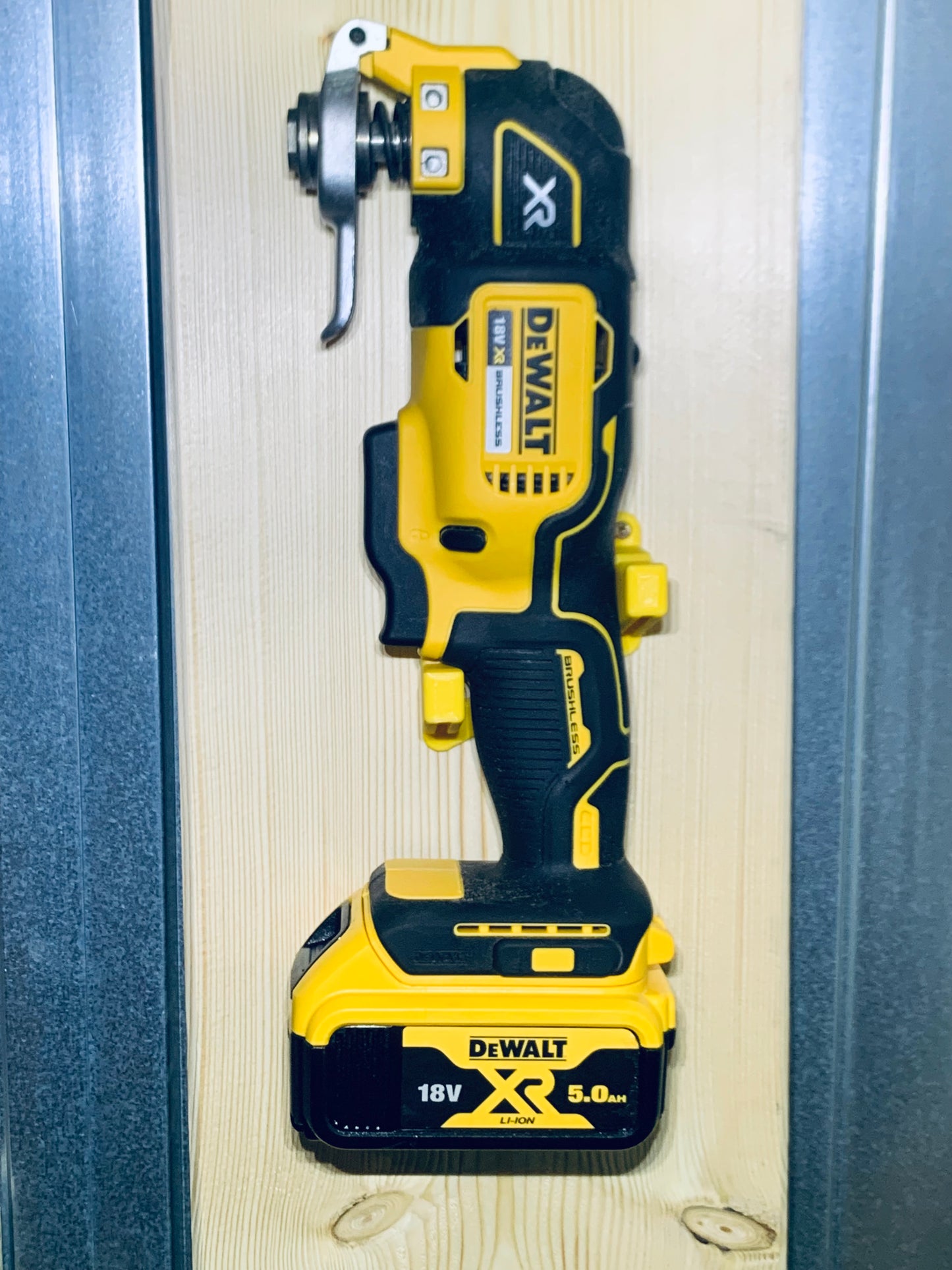 Machine holder wall (all brands)