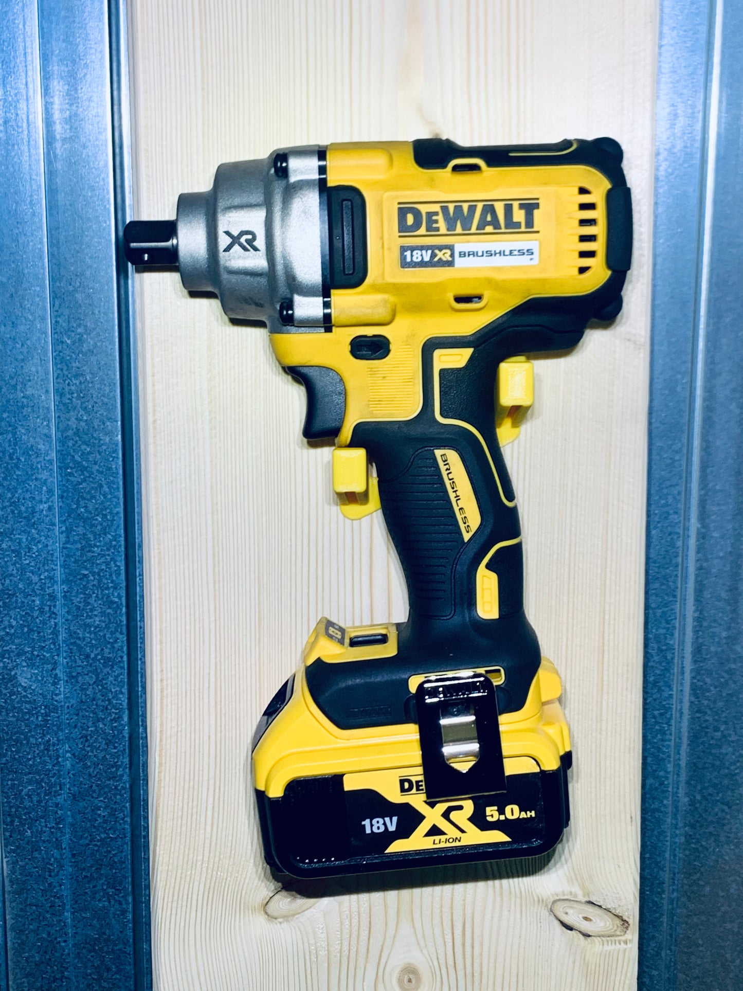 Machine holder wall (all brands)