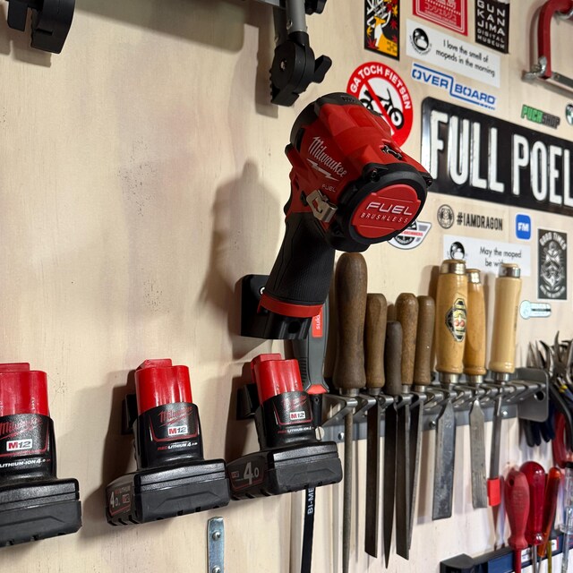 machine holder battery compartment (for Milwaukee M12)
