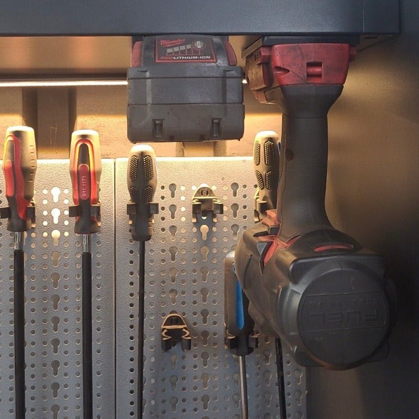 Maschinenhalter Akkufach (für Milwaukee M18)