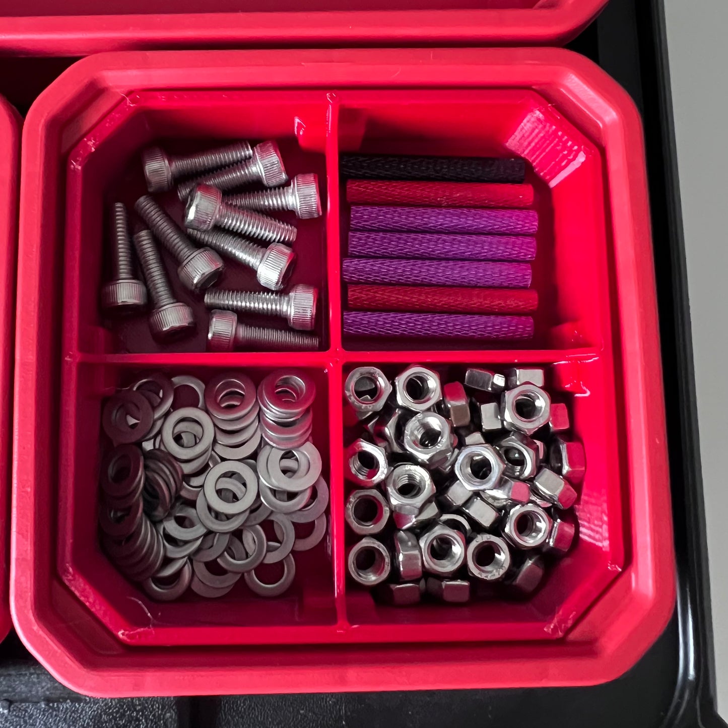 Tiered display boxes (for Milwaukee PACKOUT Slim Organizer)